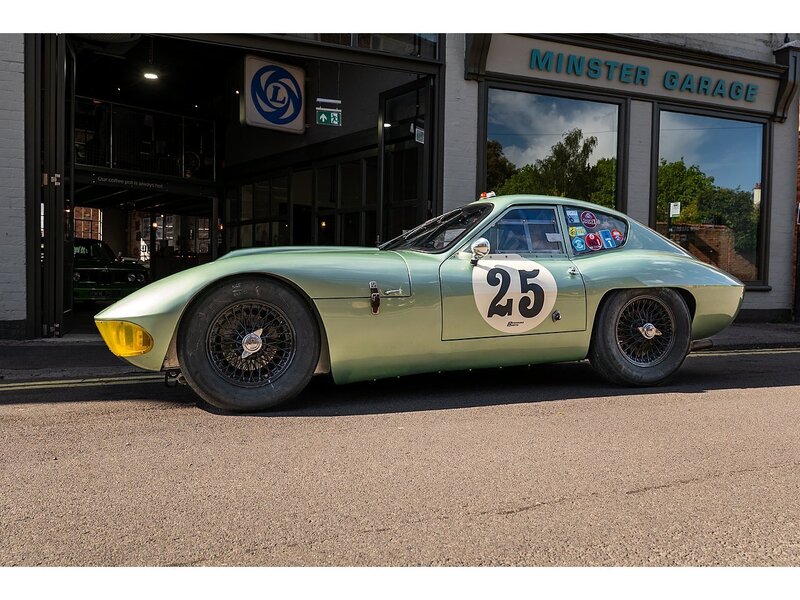 Triumph 1963 Triumph TR4 SLR Coupe FIA race car 
