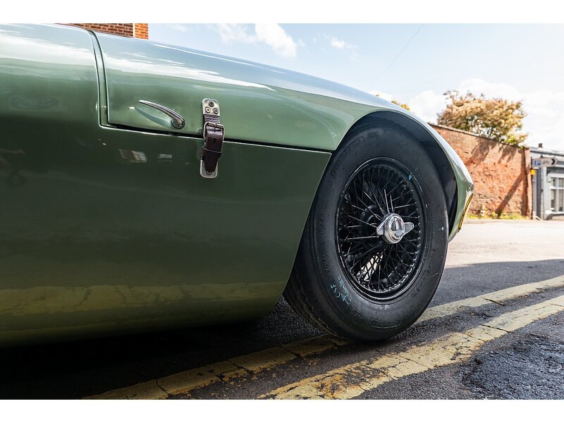 Triumph 1963 Triumph TR4 SLR Coupe FIA race car 