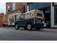 Landrover Series 2A SWB 88 canvas top 