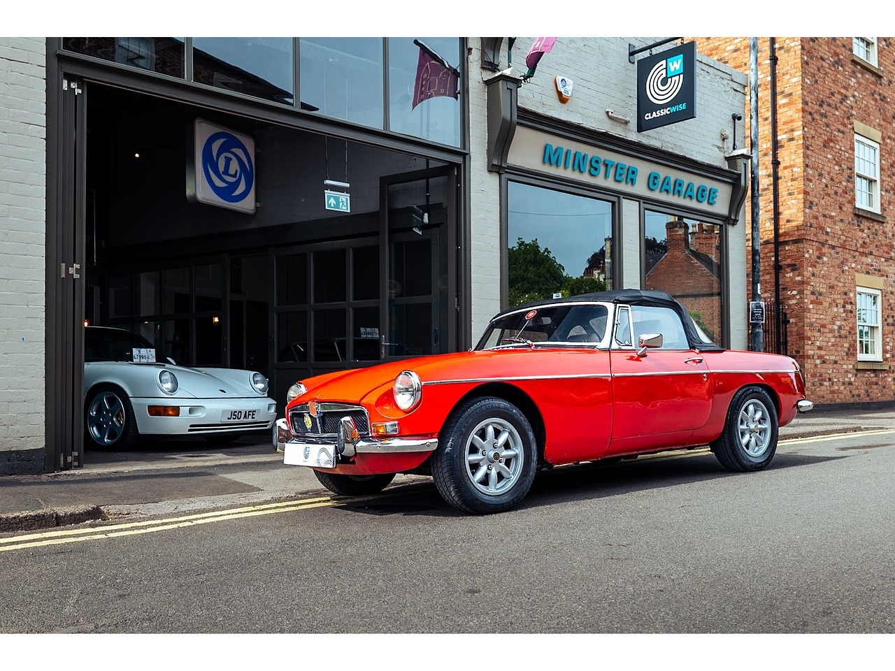 1974 MG MGB Roadster (U683)