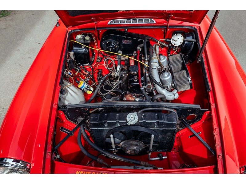 MG 1973 MGB Roadster 1.8 Petrol with O/D