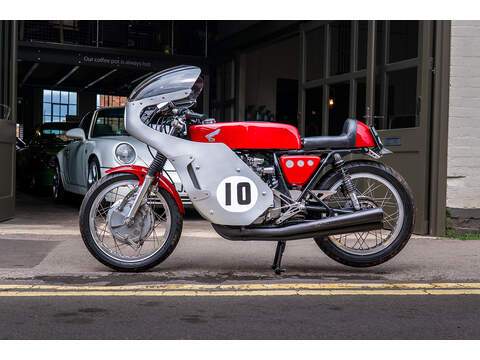 'Mike Hailwood Evocation'