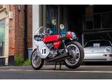 Honda CB400F Mike Hailwood Evocation 