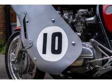 Honda CB400F Mike Hailwood Evocation 