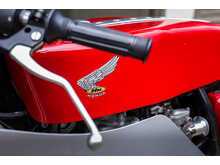 Honda CB400F Mike Hailwood Evocation 
