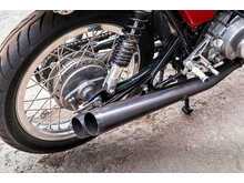 Honda CB400F Mike Hailwood Evocation 