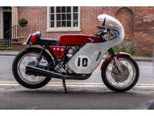 Honda CB400F Mike Hailwood Evocation 
