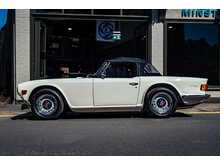 Triumph TR6  