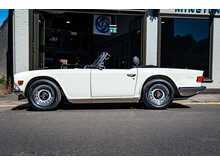Triumph TR6  