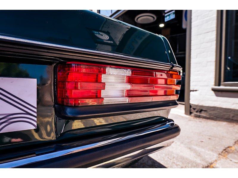 Mercedes-Benz W123 Saloon Automatic
