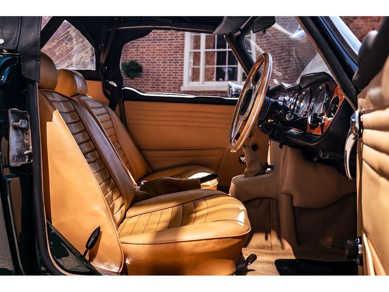 Triumph 1973 Triumph TR6 CR manual O/D