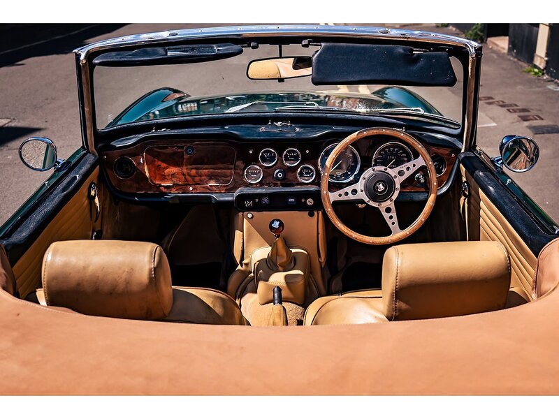 Triumph 1973 Triumph TR6 CR manual O/D