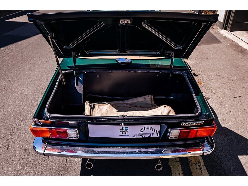 Triumph 1973 Triumph TR6 CR manual O/D