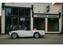 Triumph TR5  