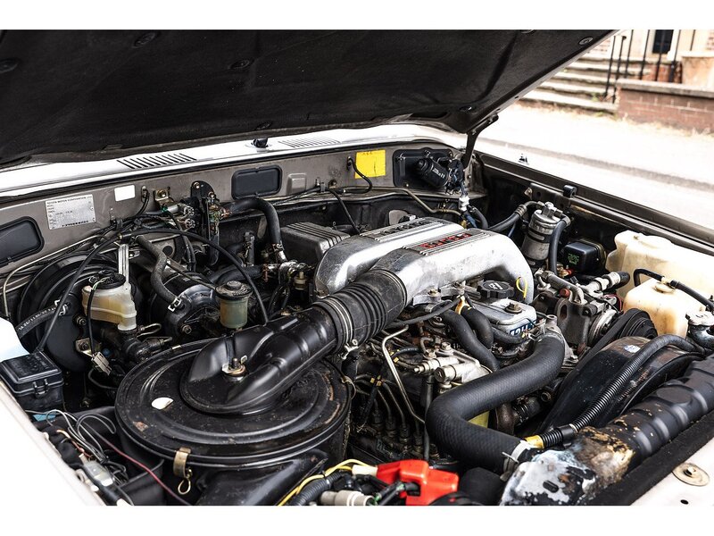Toyota HJ61 VX Turbo  4.0 5-Speed Manual