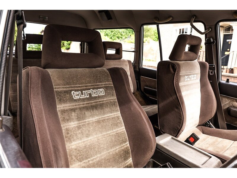 Toyota HJ61 VX Turbo  4.0 5-Speed Manual