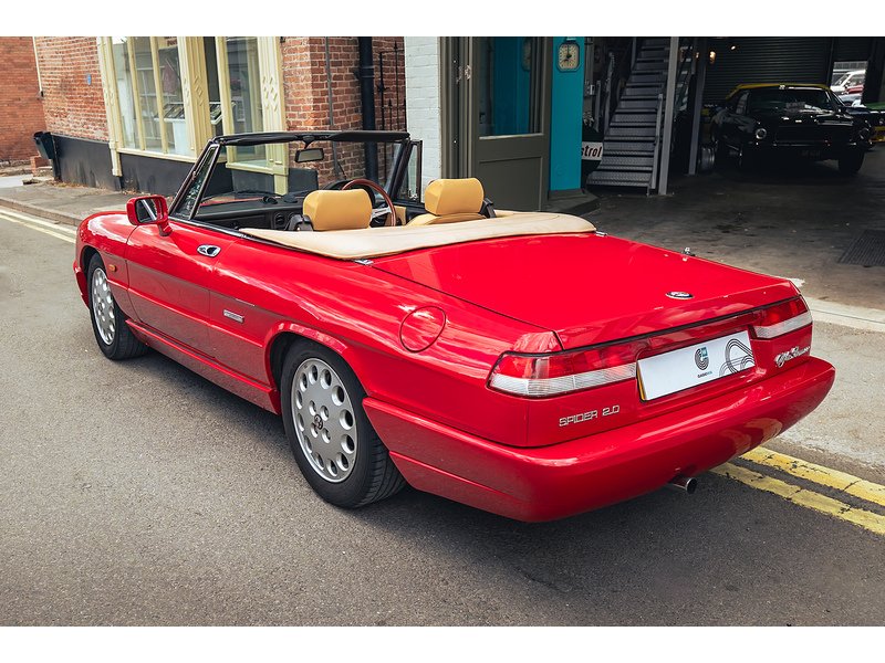 Alfa Romeo  Convertible 2.0 Manual Petrol