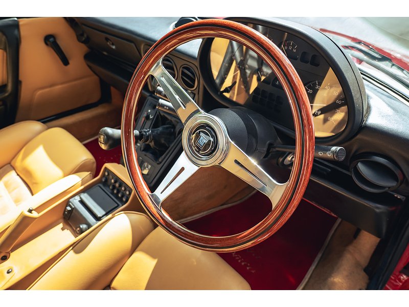 Alfa Romeo  Convertible 2.0 Manual Petrol