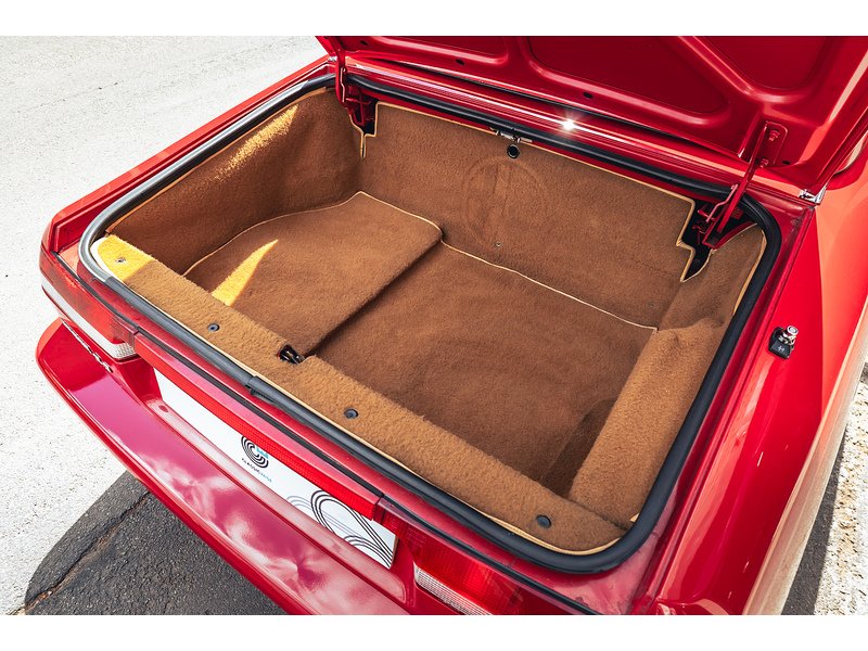 Alfa Romeo  Convertible 2.0 Manual Petrol