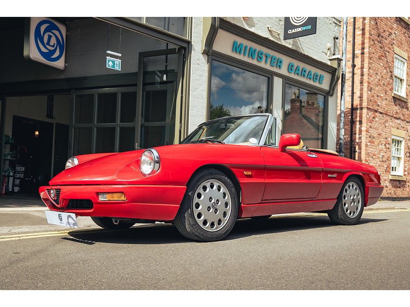 Alfa Romeo  Convertible 2.0 Manual Petrol