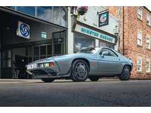 Porsche 928 S 