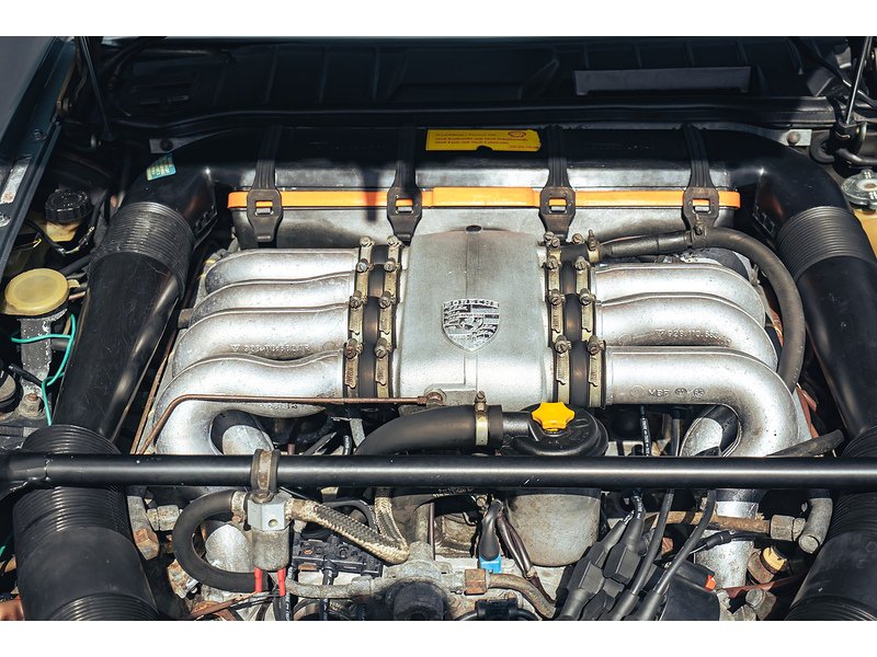 Porsche 1983 Porsche 928 S 4.7 V8 Auto