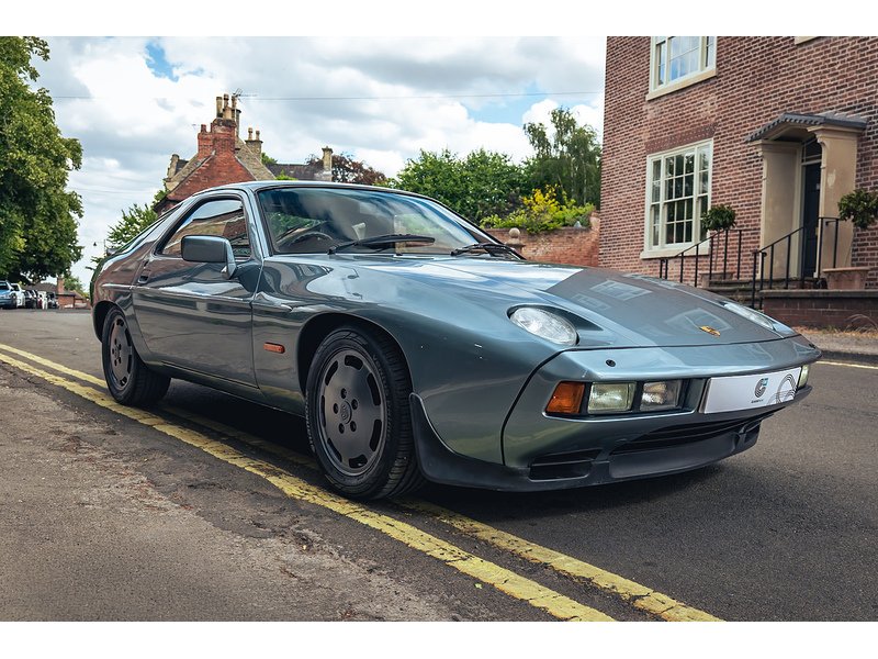 Porsche 1983 Porsche 928 S 4.7 V8 Auto