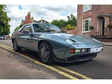 Porsche 928 S 
