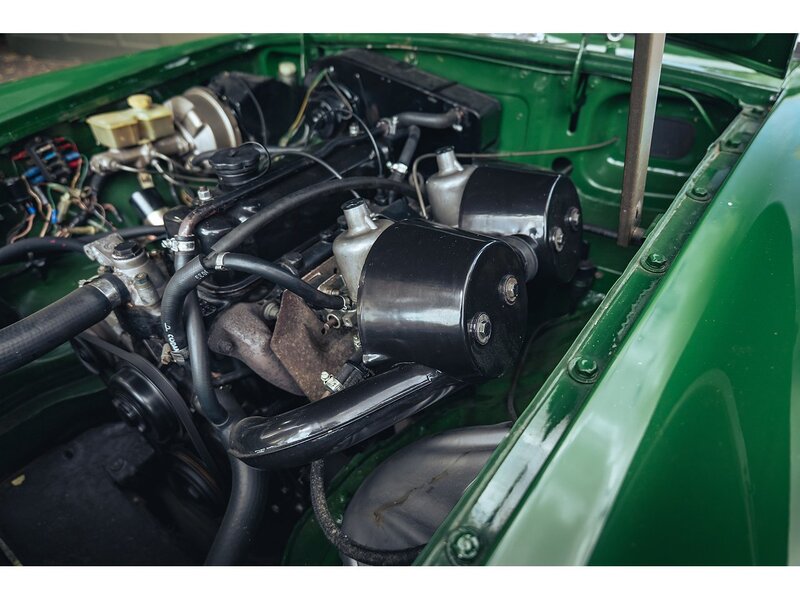 MG 1977 MGB Roadster Manual O/D