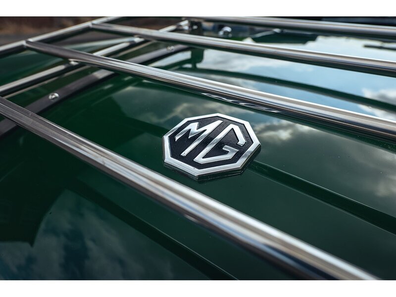 MG 1977 MGB Roadster Manual O/D