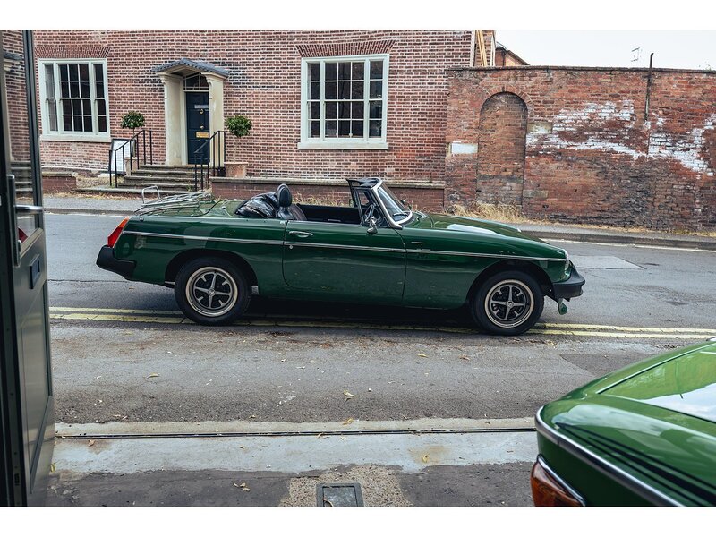 MG 1977 MGB Roadster Manual O/D