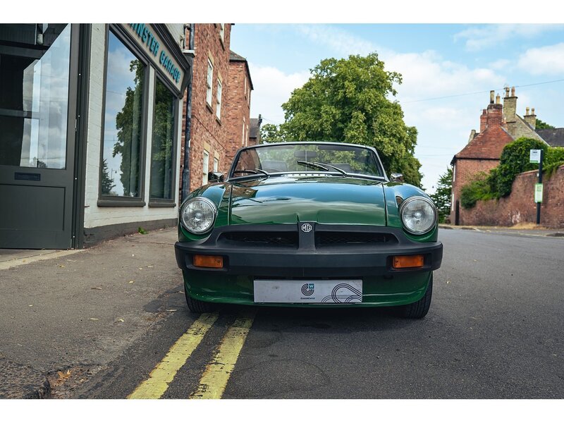 MG 1977 MGB Roadster Manual O/D