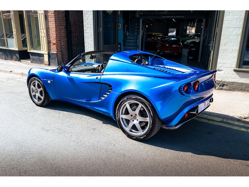 Lotus 1.8 Convertible 2dr Petrol Manual (168 g/km, 120 bhp)