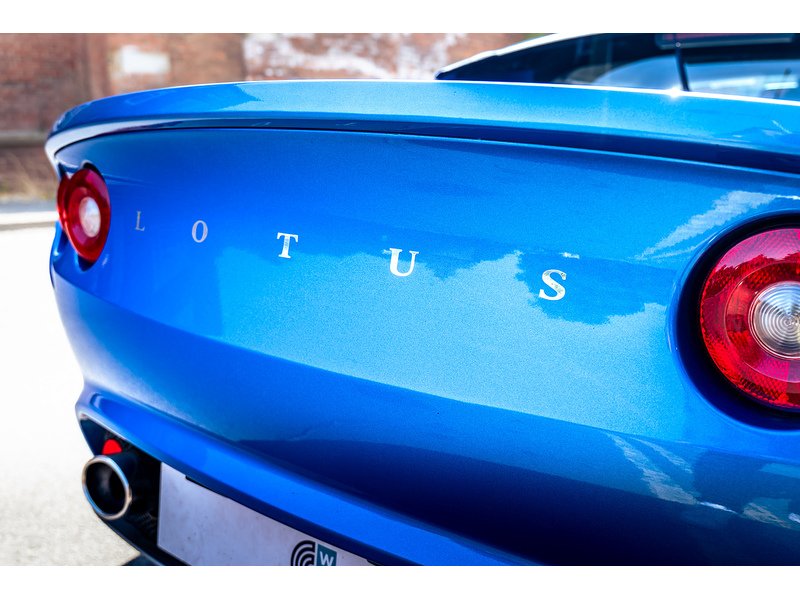 Lotus 1.8 Convertible 2dr Petrol Manual (168 g/km, 120 bhp)