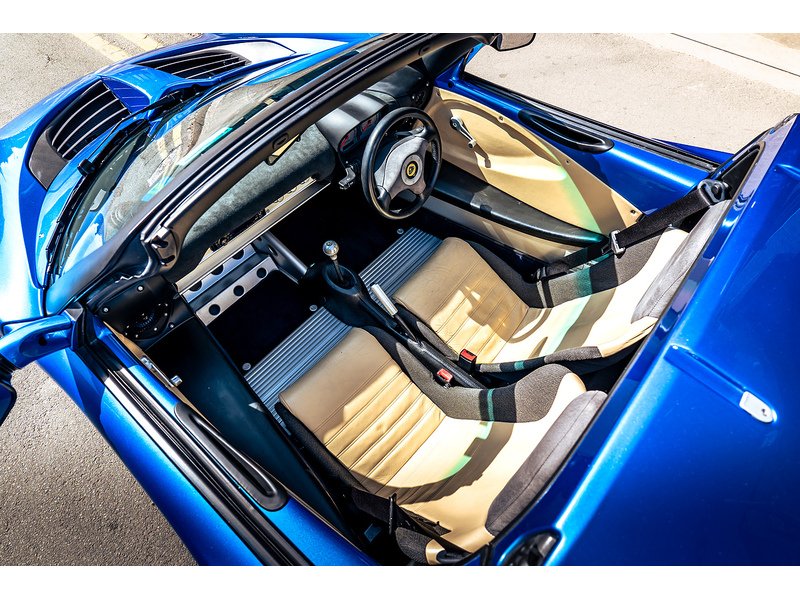 Lotus 1.8 Convertible 2dr Petrol Manual (168 g/km, 120 bhp)