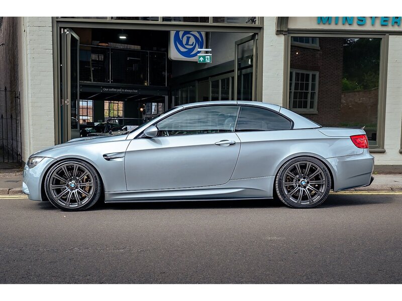 BMW 4.0 V8 Convertible 2dr Petrol DCT Euro 4 (420 ps)
