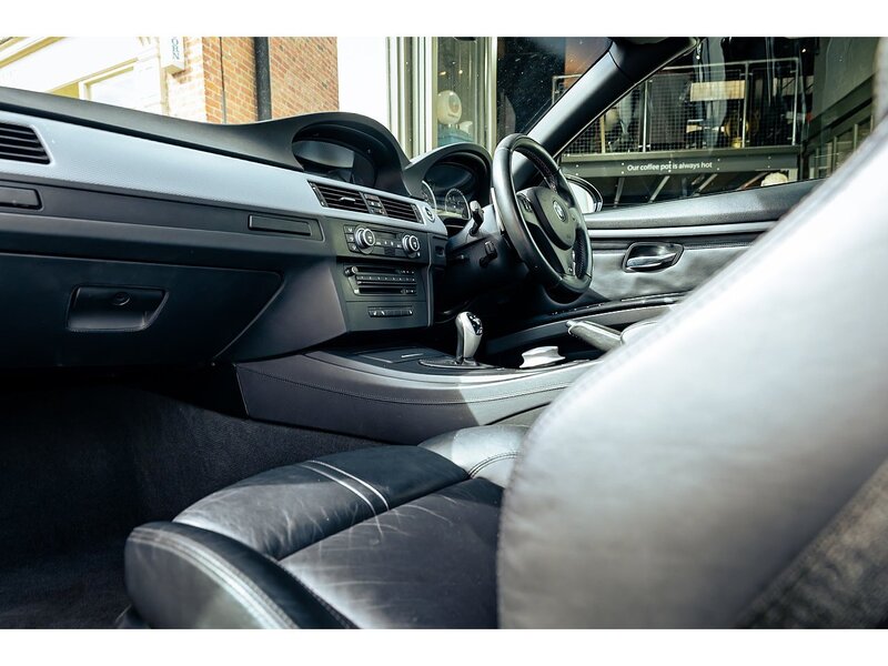 BMW 4.0 V8 Convertible 2dr Petrol DCT Euro 4 (420 ps)