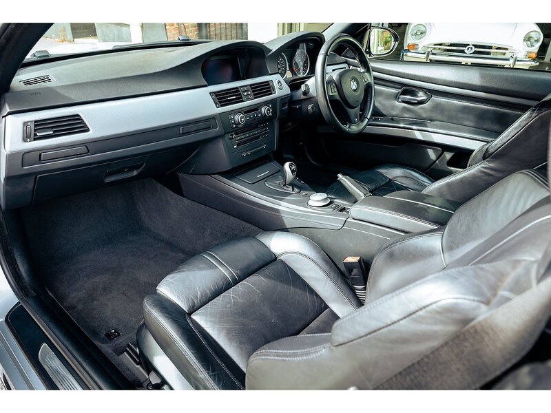 BMW 4.0 V8 Convertible 2dr Petrol DCT Euro 4 (420 ps)