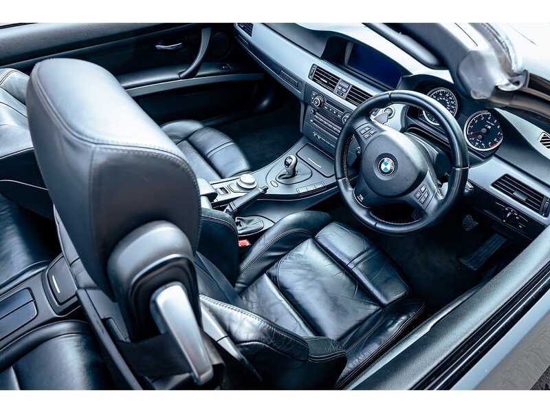 BMW 4.0 V8 Convertible 2dr Petrol DCT Euro 4 (420 ps)