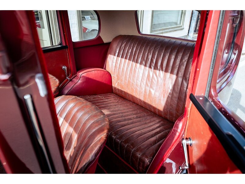 Morris  Saloon 918cc Pre-War British Classic