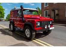 Land Rover Defender 90 TDCi 