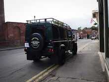 Land Rover Defender 110  