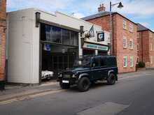 Land Rover Defender 110  