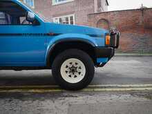 Nissan Pickup  