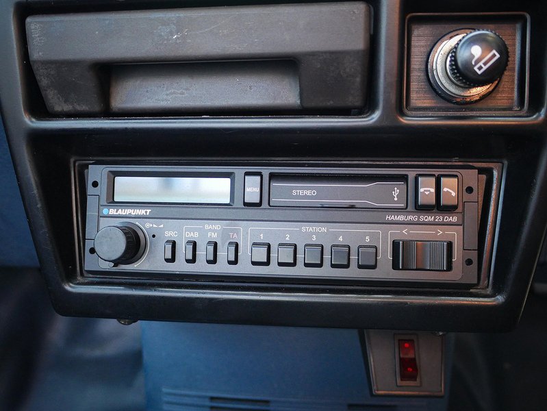 Nissan  D21 Pathfinder Pickup 2.4 Manual Petrol
