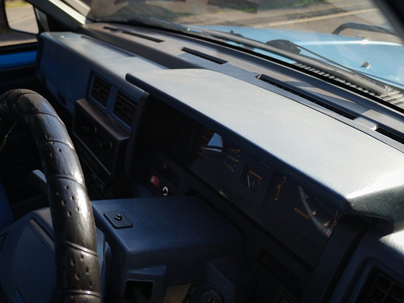 Nissan  D21 Pathfinder Pickup 2.4 Manual Petrol