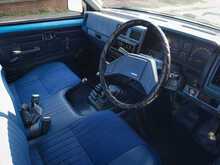 Nissan Pickup  