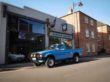 Nissan Pickup  