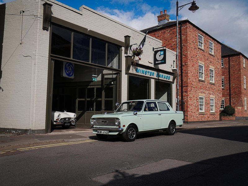 Vauxhall 1966 Vauxhall Viva HA 90 Deluxe