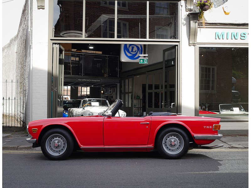 Triumph 1973 Triumph TR6 CR manual O/D 